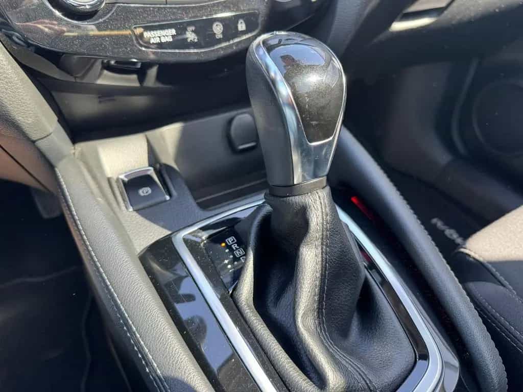 Nissan Qashqai 1.2 DIG-T N-Connecta Xtronic LED PGD AHK 03/2018-photo-21