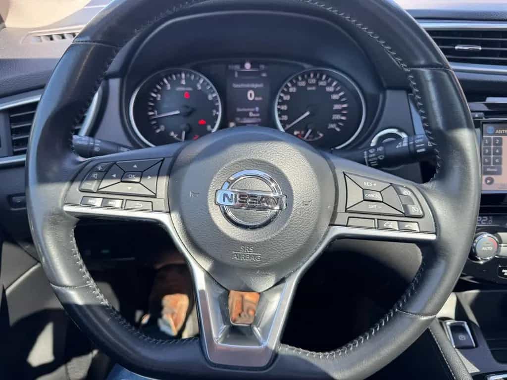 Nissan Qashqai 1.2 DIG-T N-Connecta Xtronic LED PGD AHK 03/2018-photo-25