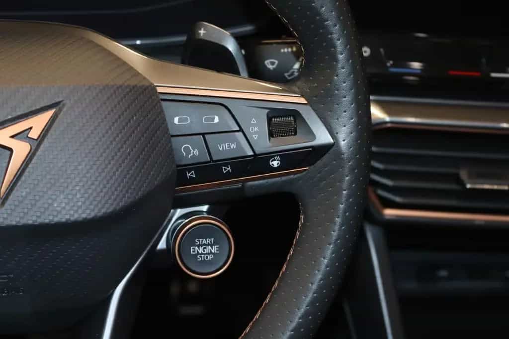 Cupra Formentor VZ 4Dr.-BREMBO-NAV-LED-KAMERA-KEYLESS- 10/2020-photo-14