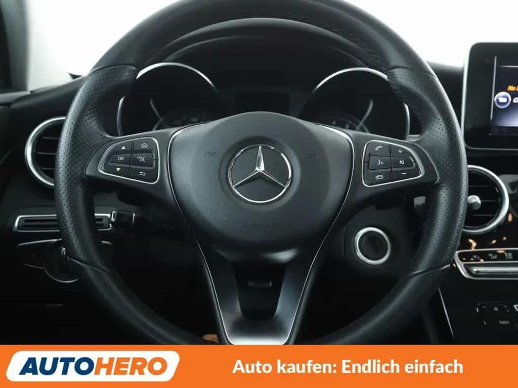 Mercedes-Benz C 200 Avantgarde Aut.*LED*TEMPO*CAM*PDC*SHZ* 09/2017-photo-18