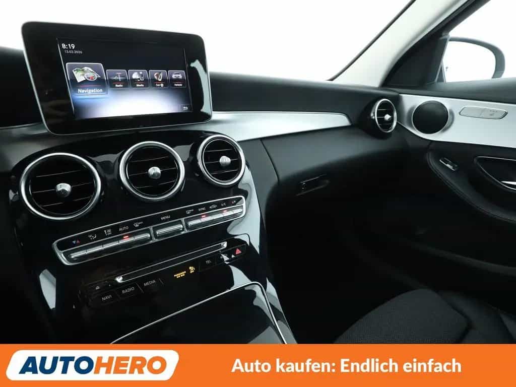 Mercedes-Benz C 200 Avantgarde Aut.*LED*TEMPO*CAM*PDC*SHZ* 09/2017-photo-24