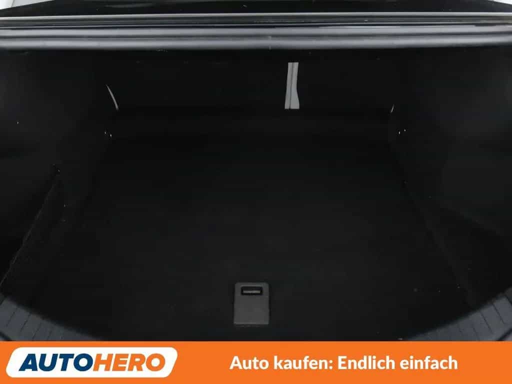 Mercedes-Benz CLA 220 4Matic Urban Aut.*LED*NAVI*ACC*CAM*PDC* 01/2018-photo-17