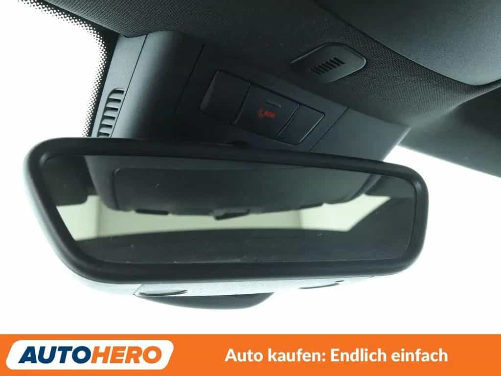 Mercedes-Benz CLA 220 4Matic Urban Aut.*LED*NAVI*ACC*CAM*PDC* 01/2018-photo-27
