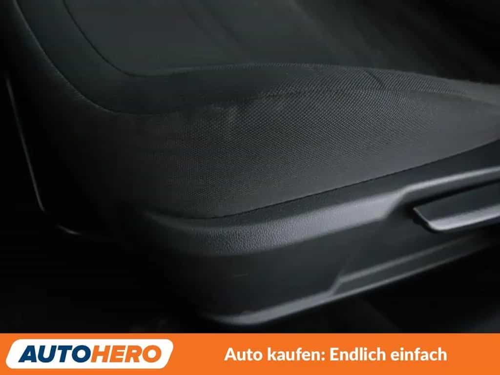 Kia cee'd / Ceed cee'd 1.6 GDI Spirit *NAVI*CAM*SHZ*KLIMA* 04/2018-photo-24