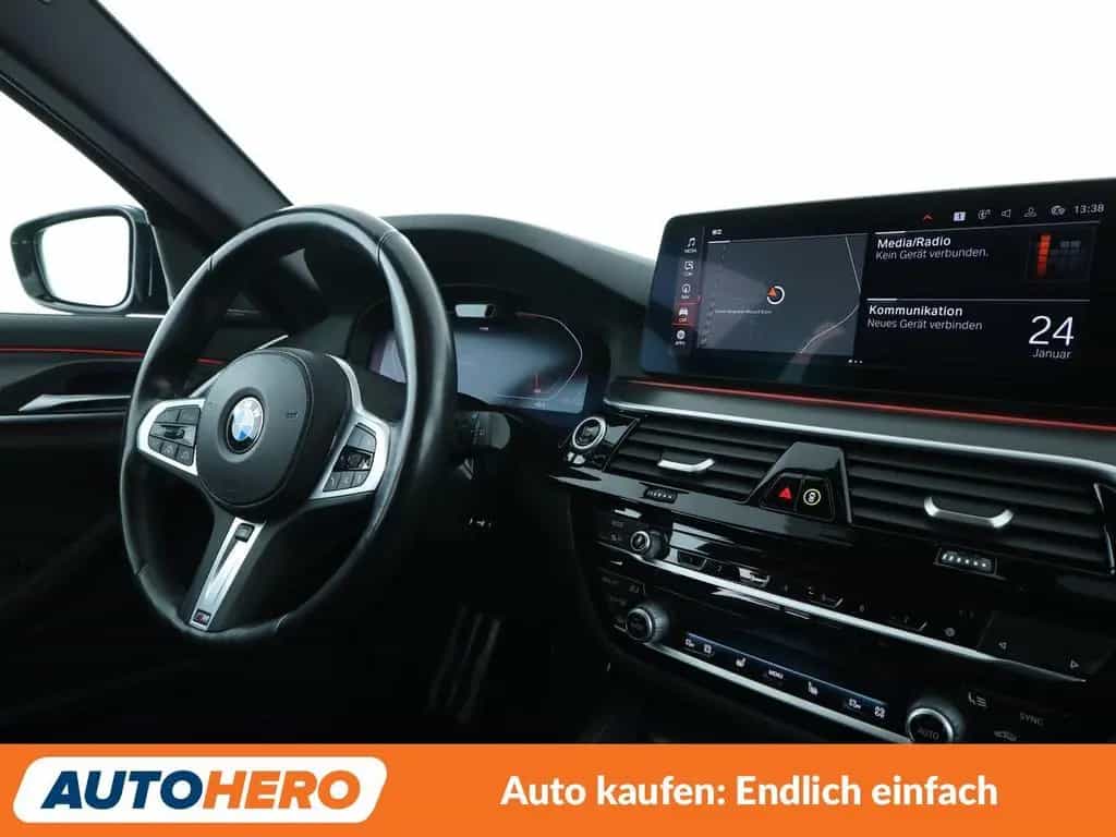 BMW 5 Series 5er 520d xDrive M Sport Aut.*NAVI*LASER*HUD*H&K* 12/2021-photo-12