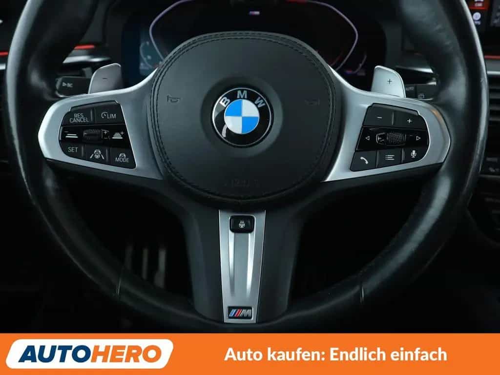BMW 5 Series 5er 520d xDrive M Sport Aut.*NAVI*LASER*HUD*H&K* 12/2021-photo-18