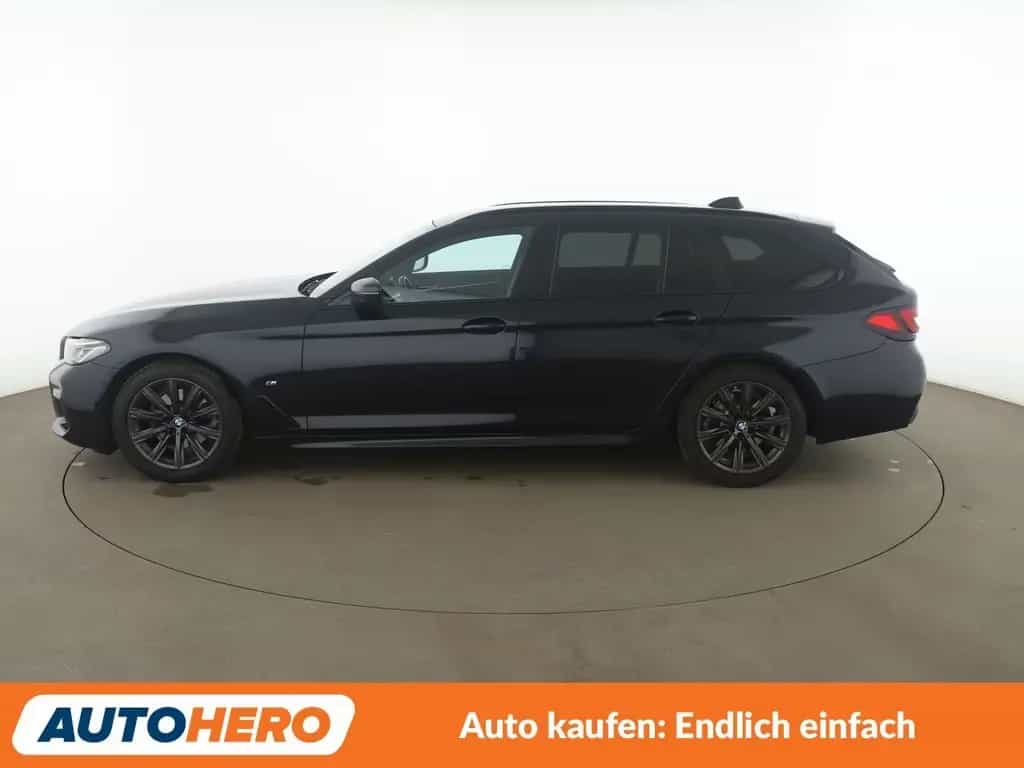 BMW 5 Series 5er 520d xDrive M Sport Aut.*NAVI*LASER*HUD*H&K* 12/2021-photo-2