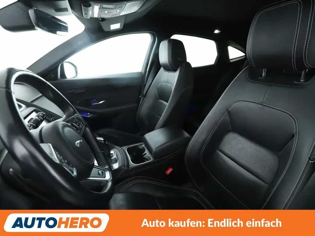 Jaguar E-Pace P250 R-Dynamic SE AWD Aut.*NAVI*CAM*PDC* 03/2019-photo-9