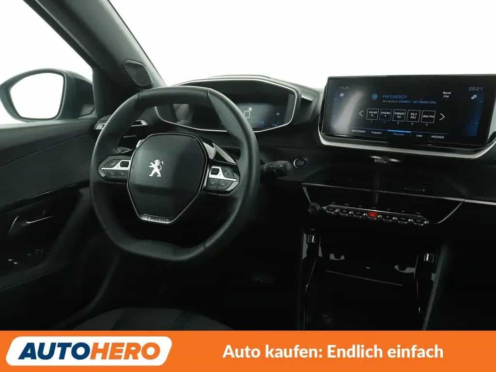 Peugeot 2008 1.2 PureTech Allure Pack Aut*NAVI*LED*TEMPO 06/2023-photo-12