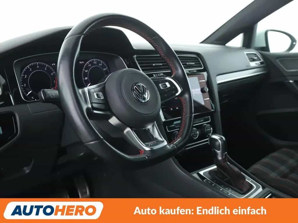 Volkswagen Golf VII 2.0 TSI GTI BMT Aut.*NAVI*LED*ACC*CAM* 01/2018-photo-10