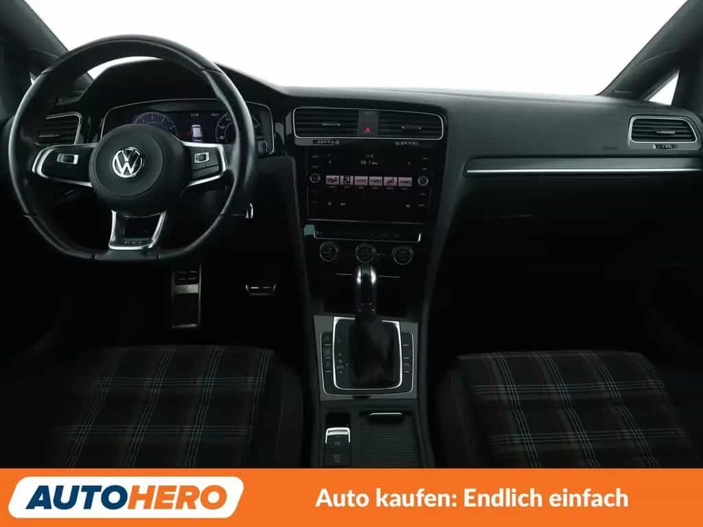 Volkswagen Golf VII 2.0 TSI GTI BMT Aut.*NAVI*LED*ACC*CAM* 01/2018-photo-11