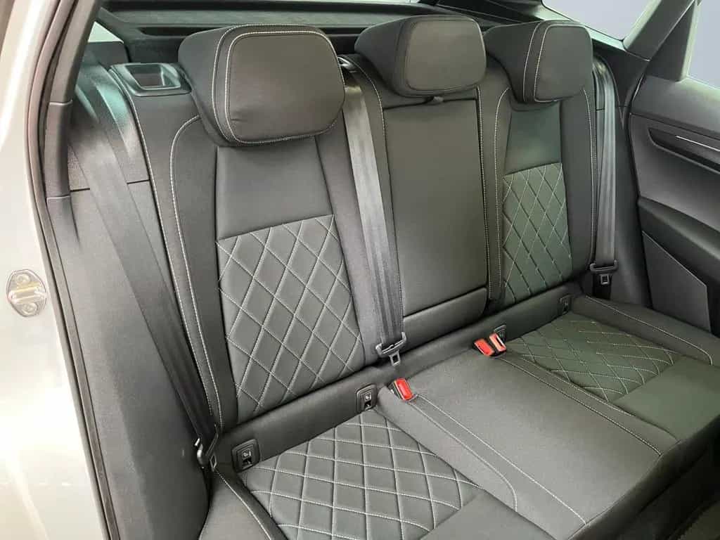 Skoda Karoq Sportline 1.5TSI DSG 360°Kamera MATRIX ACC 09/2022-photo-10