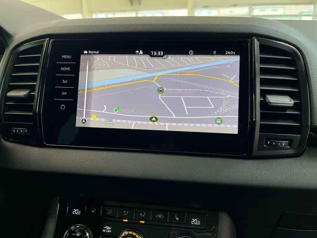 Skoda Karoq Sportline 1.5TSI DSG 360°Kamera MATRIX ACC 09/2022-photo-12