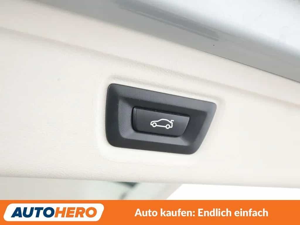 BMW 330 d Sport Line Aut.*NAVI*PDC*TEMPO*SHZ*ALU* 12/2020-photo-26