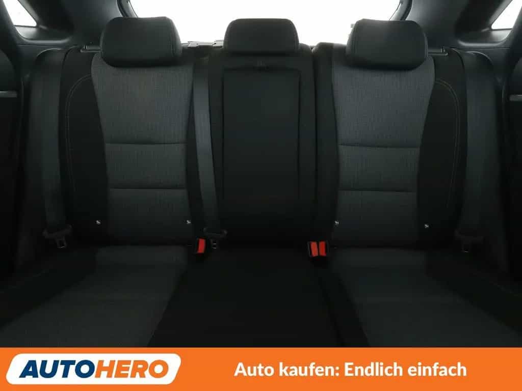 Hyundai i30 1.6 GDI Passion blue*TEMPO*PDC*SHZ*LIM*ALU* 03/2016-photo-15