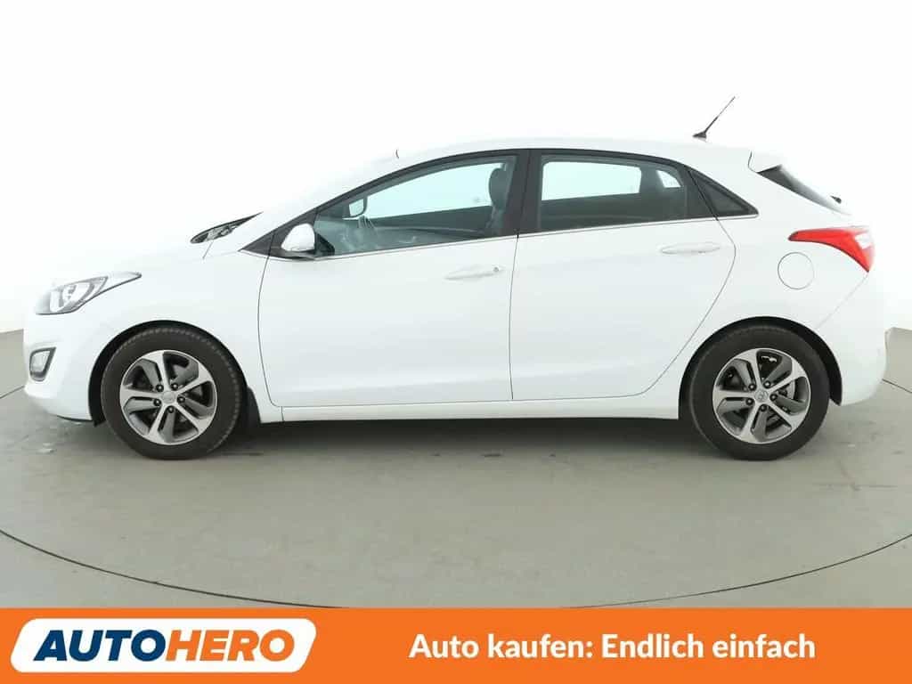 Hyundai i30 1.6 GDI Passion blue*TEMPO*PDC*SHZ*LIM*ALU* 03/2016-photo-2