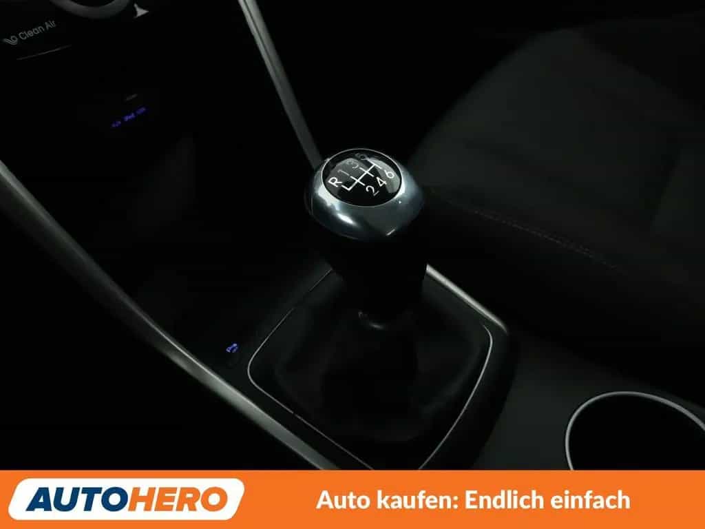 Hyundai i30 1.6 GDI Passion blue*TEMPO*PDC*SHZ*LIM*ALU* 03/2016-photo-22