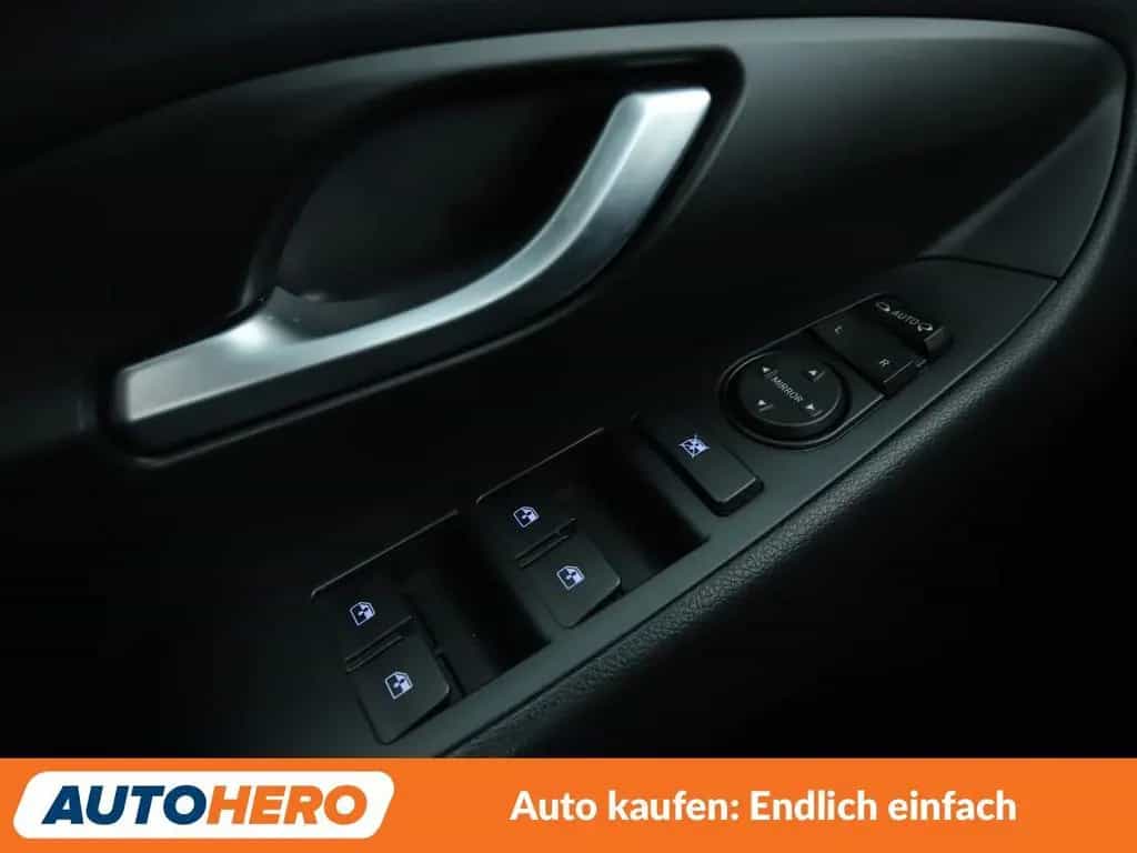 Hyundai i30 1.0 TGDI N Line *NAVI*CAM*TEMPO*SHZ*LHZ*ALU* 02/2020-photo-22