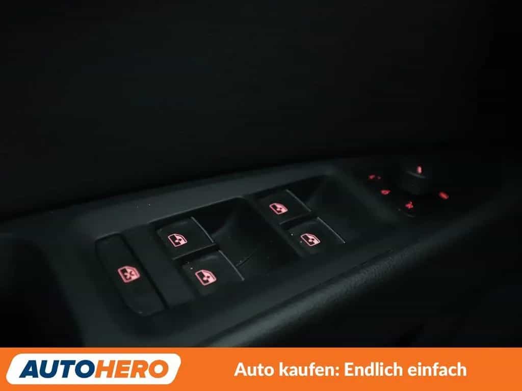 Seat Leon 1.4 TSI ACT FR Aut.*NAVI*TEMPO*PDC*SHZ* 09/2016-photo-24