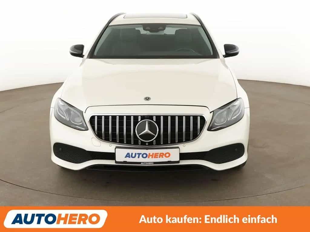 Mercedes-Benz E 200 T Avantgarde Aut.*NAVI*ACC*LED*CAM*SHZ* 11/2018-photo-8
