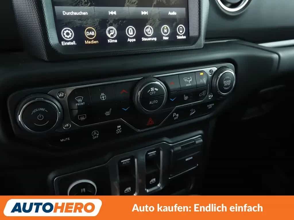 Jeep Wrangler 2.2 CRDi Sahara Aut.*LED*TEMPO*PDC* 09/2018-photo-21