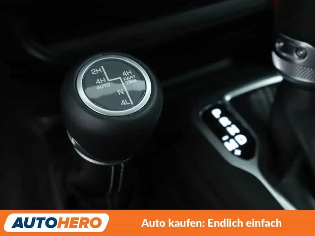Jeep Wrangler 2.2 CRDi Sahara Aut.*LED*TEMPO*PDC* 09/2018-photo-24