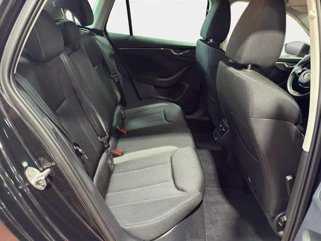 Skoda Kamiq Tour 1.0 TSI 110PS LED Kamera Smart-Link u 12/2022-photo-15