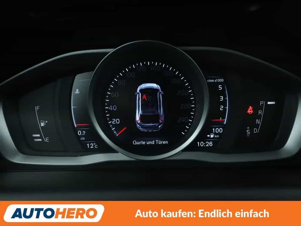 Volvo XC60 2.0 D4 Momentum 2WD Aut*NAVI*XENON*TEMPO* 09/2015-photo-19