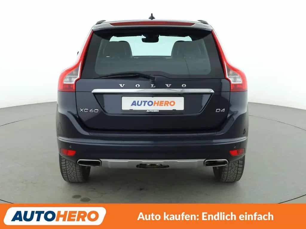 Volvo XC60 2.0 D4 Momentum 2WD Aut*NAVI*XENON*TEMPO* 09/2015-photo-4