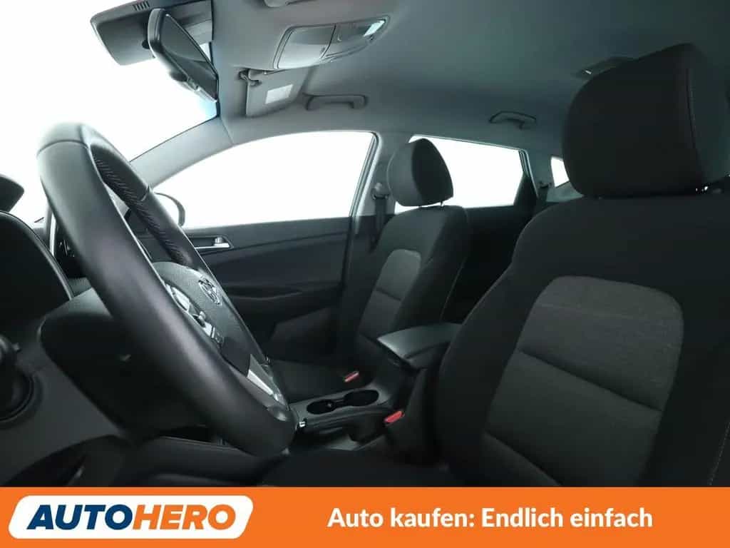 Hyundai Tucson 1.6 TGDI Trend 2WD*NAVI*LED*TEMPO*CAM*PDC 08/2019-photo-9