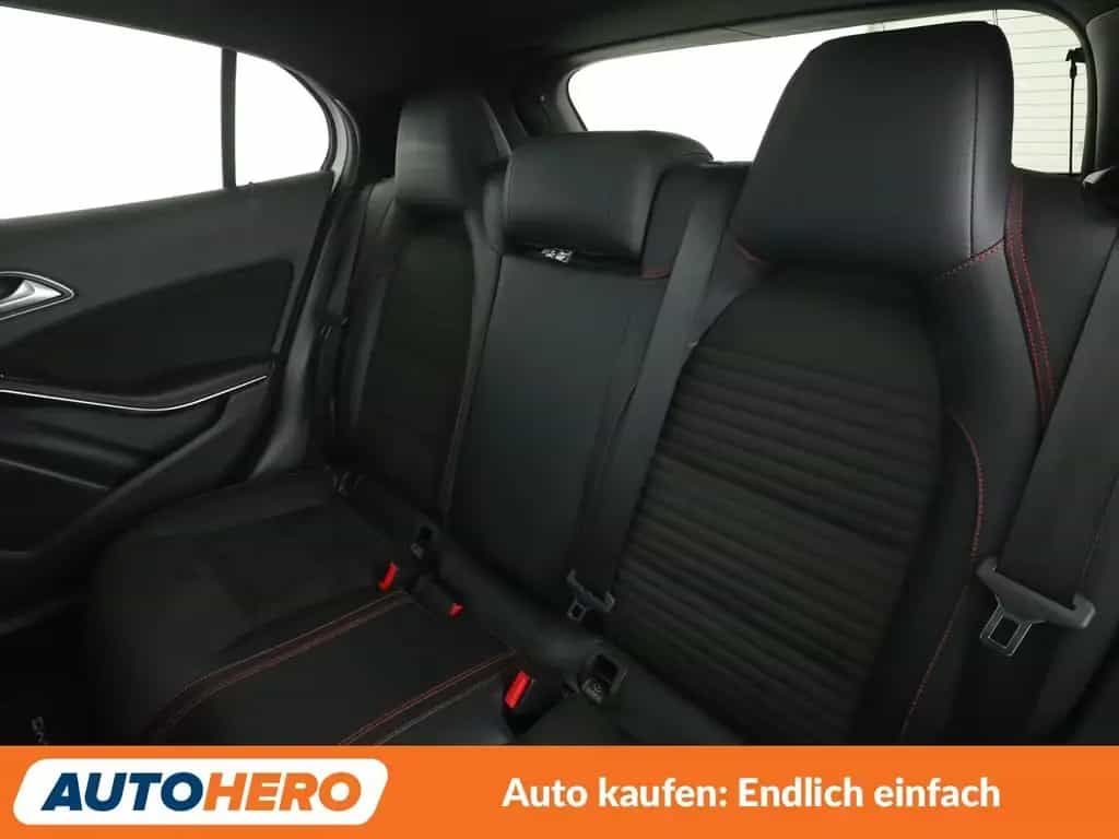 Mercedes-Benz GLA 200 GLA-Klasse GLA 200 AMG Line Aut.*NAVI*TEMPO*CAM* 11/2018-photo-13