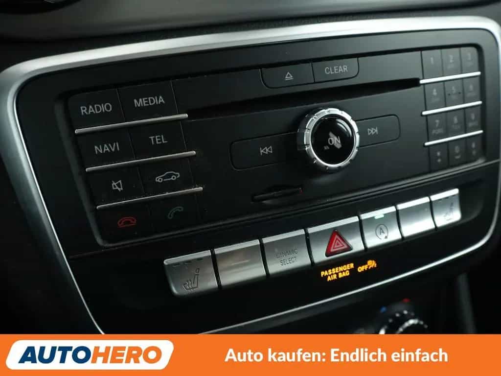 Mercedes-Benz GLA 200 GLA-Klasse GLA 200 AMG Line Aut.*NAVI*TEMPO*CAM* 11/2018-photo-25