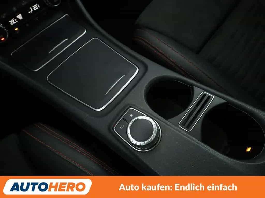 Mercedes-Benz GLA 200 GLA-Klasse GLA 200 AMG Line Aut.*NAVI*TEMPO*CAM* 11/2018-photo-27