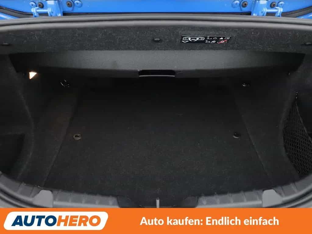 BMW 2 Series M240i Aut.*NAVI*BI-XENON*TEMPO*CAM*PDC*SHZ* 08/2016-photo-17