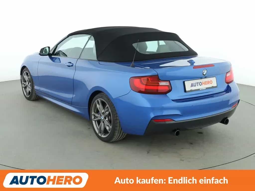 BMW 2 Series M240i Aut.*NAVI*BI-XENON*TEMPO*CAM*PDC*SHZ* 08/2016-photo-3