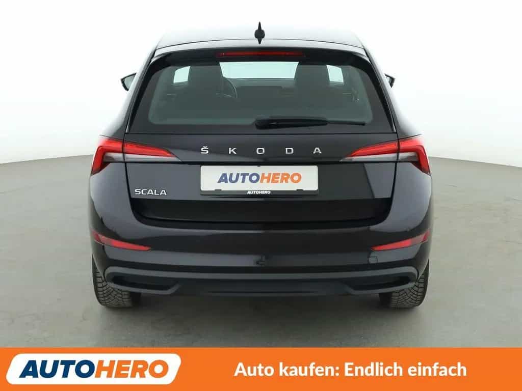 Skoda Scala 1.0 TSI Style Aut.*NAVI*LED*TEMPO*PDC*SHZ* 12/2019-photo-4