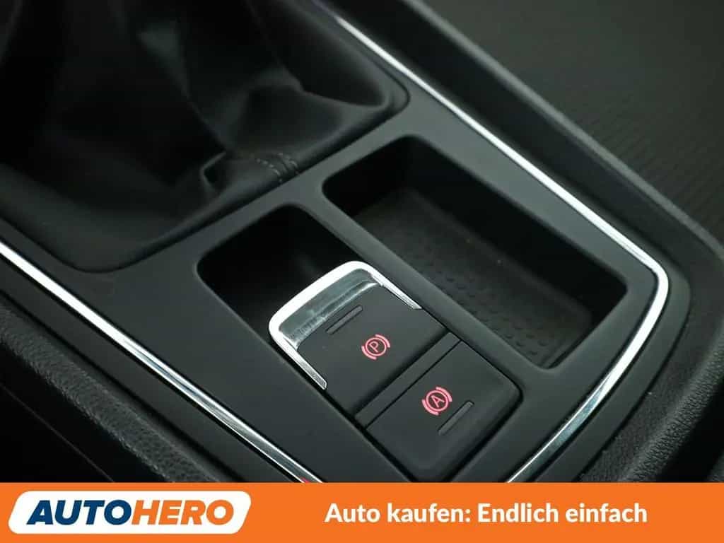 Seat Leon 1.5 TSI ACT Style *NAVI*LED*PDC*SHZ*TEMPO* 10/2019-photo-24