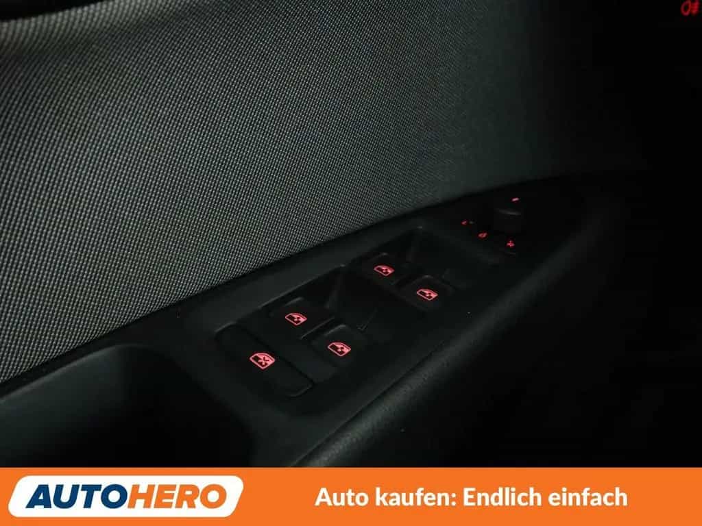 Seat Leon 1.5 TSI ACT Style *NAVI*LED*PDC*SHZ*TEMPO* 10/2019-photo-28