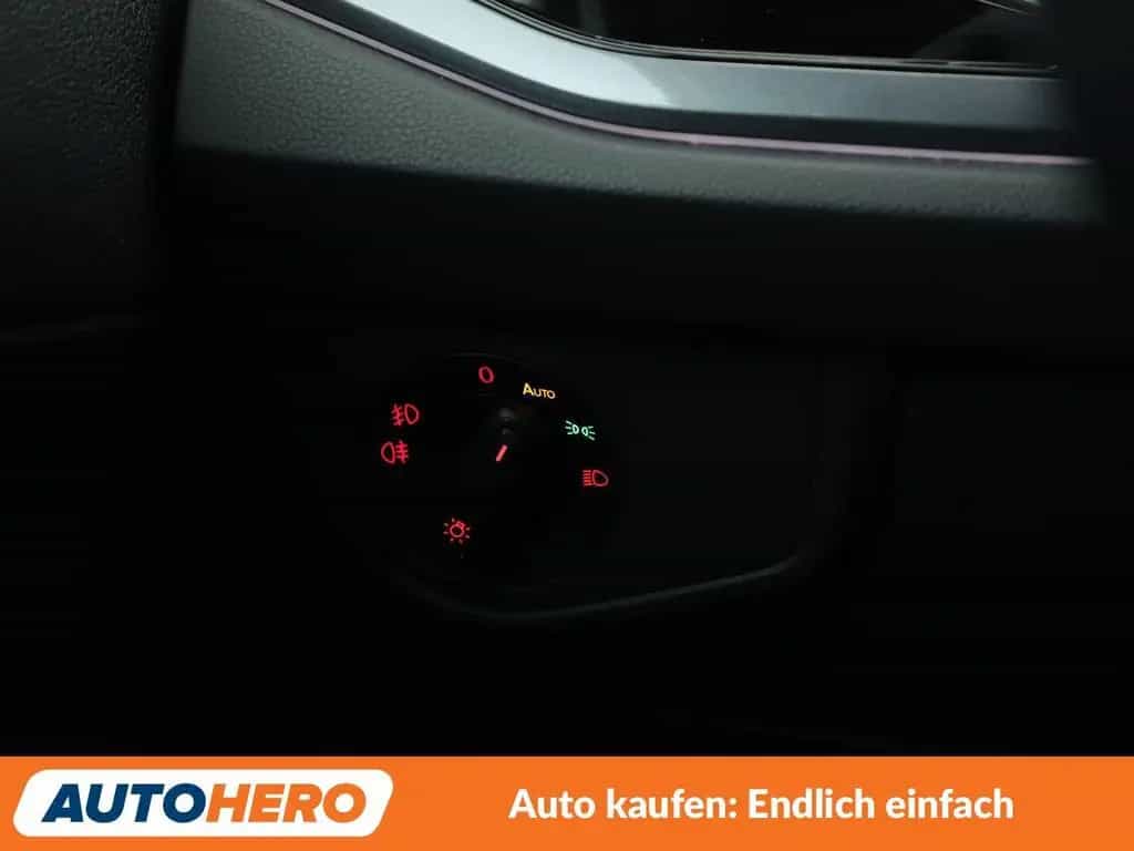 Volkswagen Polo 2.0 TSI GTI Aut. *NAVI*VC*LED*ACC*CAM* 10/2021-photo-28