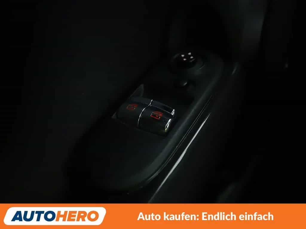 MINI ONE Aut.*LED*PDC*SHZ*KLIMA*GARANTIE* 11/2020-photo-23