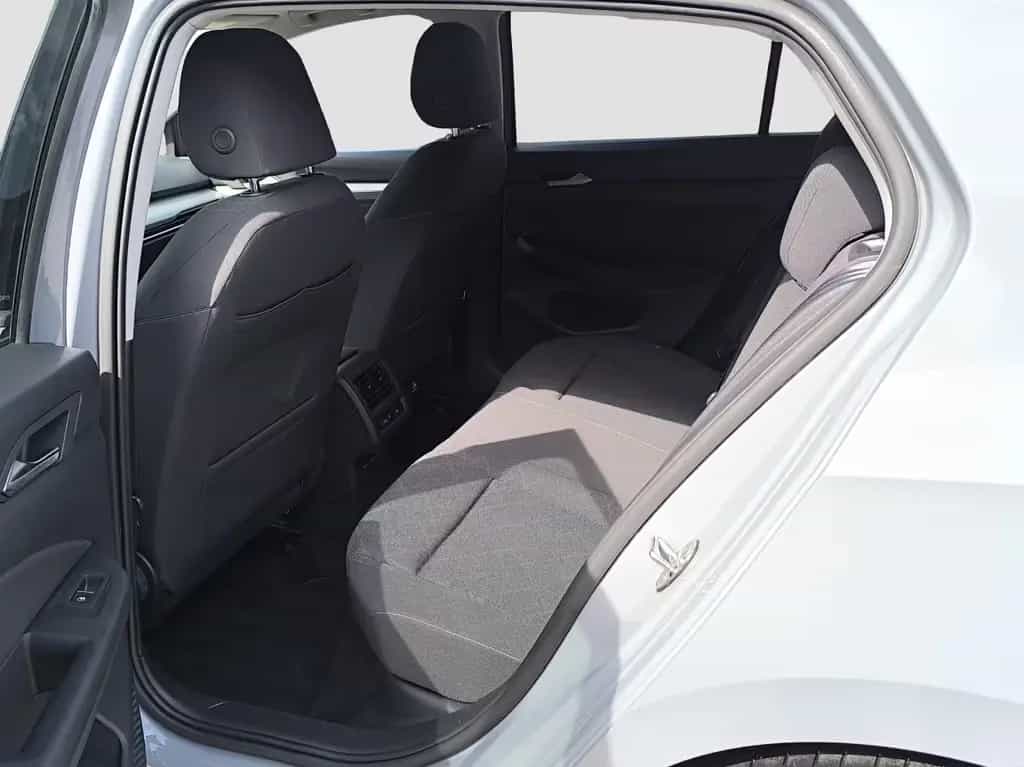 Volkswagen Golf 8 Lim. eTSI DSG Life AHK NAVI RFK 03/2020-photo-15