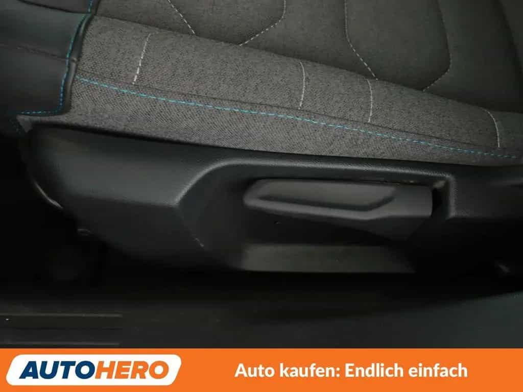 Citroën C4 1.2 PureTech C-Series *NAVI*CAM*SHZ*TEMPO*ALU 09/2022-photo-26