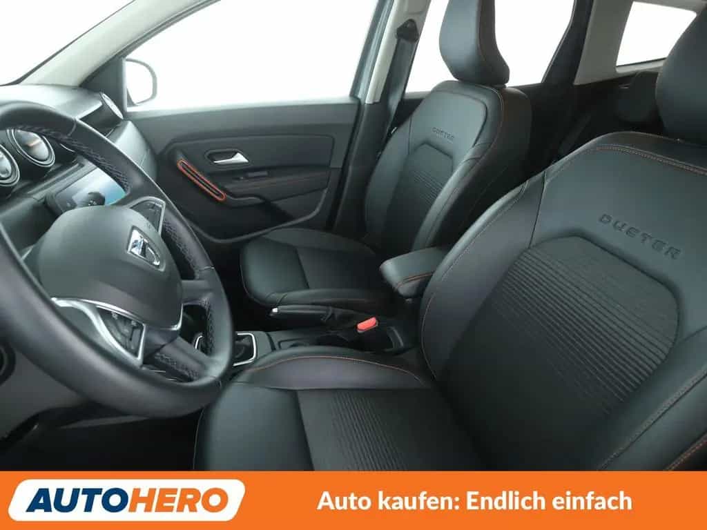 Dacia Duster 1.3 TCe Extreme Aut.*NAVI*360°CAM*PDC*SHZ 11/2022-photo-9