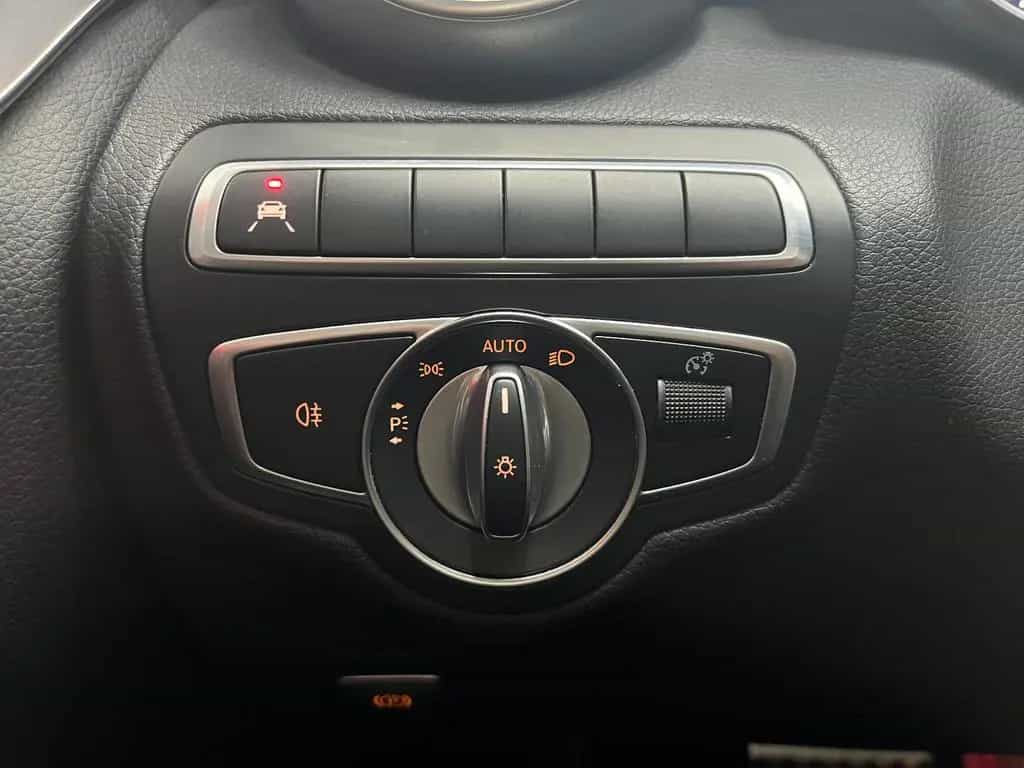 Mercedes-Benz C 200 Coupe AMG Panorama Kamera Distronic 01/2021-photo-14