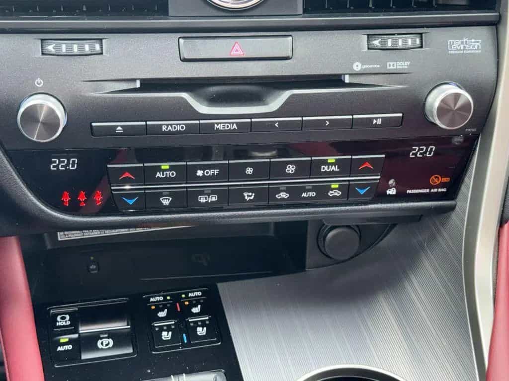 Lexus RX 300 AWD F Sport Pano,HUD,360°,MarkLev.,ACC 03/2018-photo-17