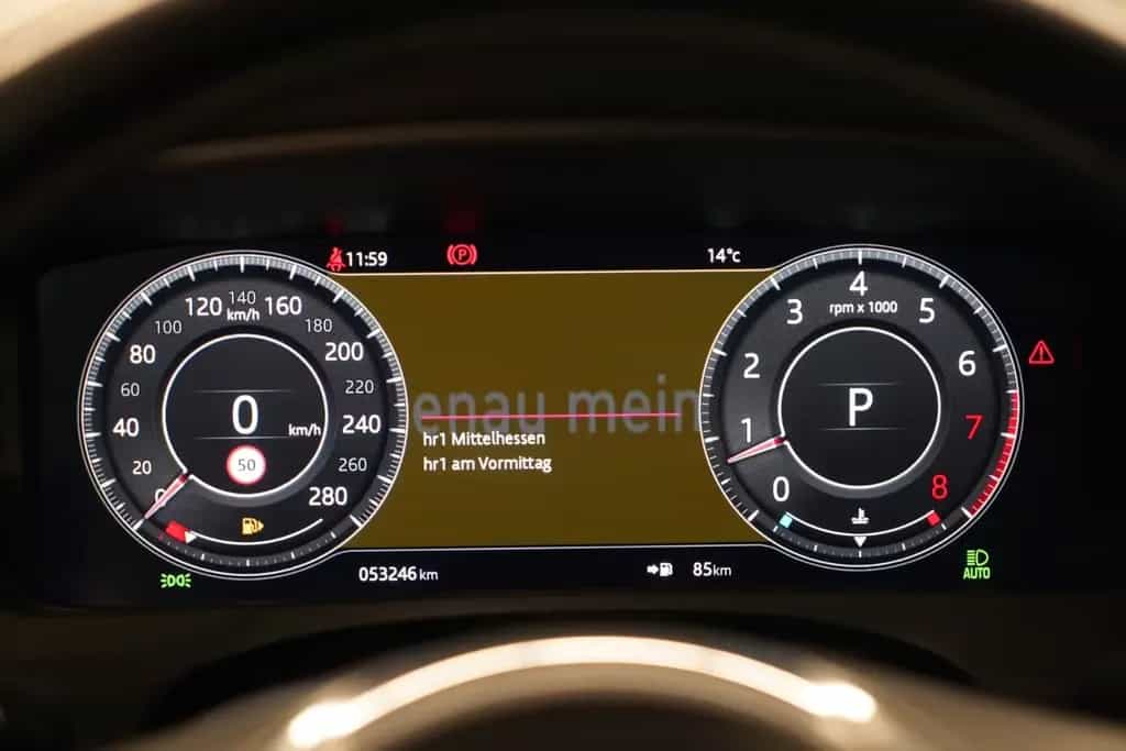 Jaguar F-Pace 2.0 Turbo AWD Aut. *2.Hand*Unfallfrei* 12/2018-photo-24