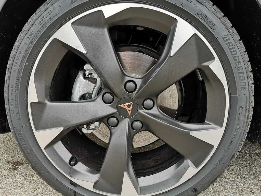 Cupra Leon Kombi ST 1.5 eTSI DSG AHK ACC LED 02/2026-photo-2