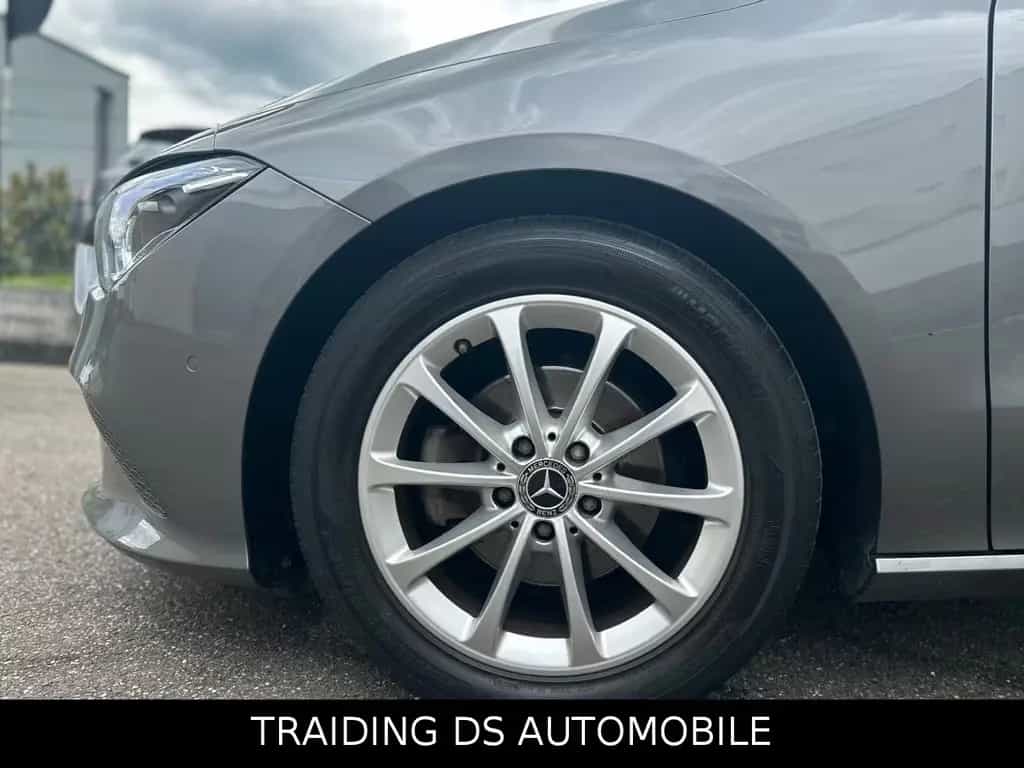 Mercedes-Benz CLA 180 CLA -LIMO- CARBON OPTIK |BIG MBUX| 5Ja. GARANTIE 08/2019-photo-3