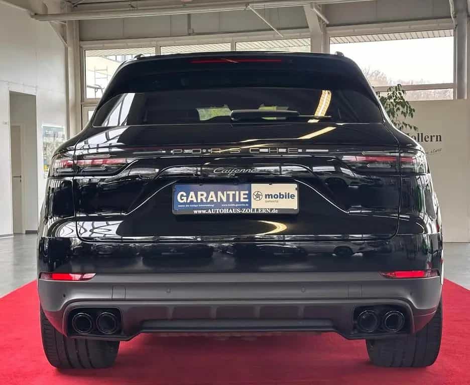 Porsche Cayenne Platinum Edition/PANO/BOSE/LUFT/RFK 01/2023-photo-5