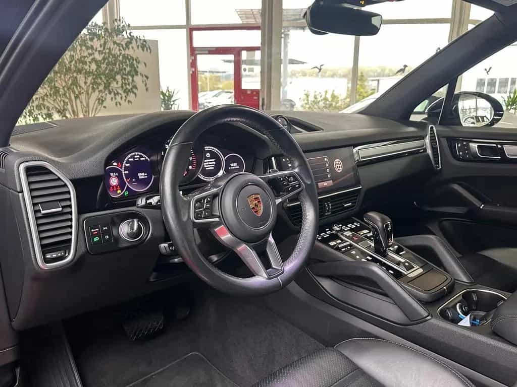 Porsche Cayenne Platinum Edition/PANO/BOSE/LUFT/RFK 01/2023-photo-7